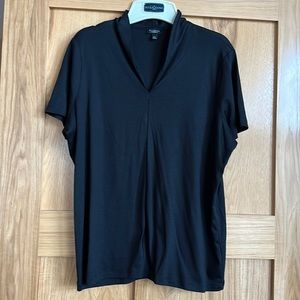 Women’s short sleeve shirt